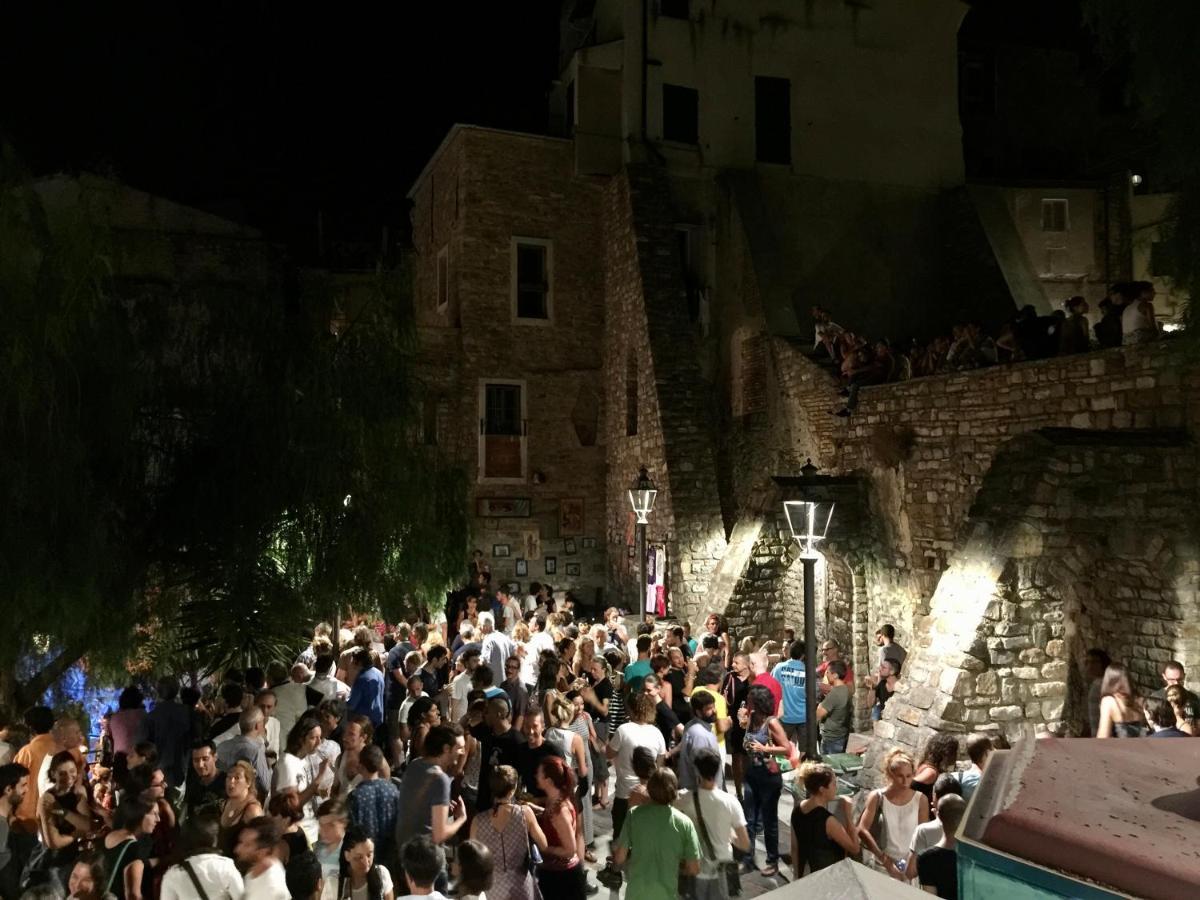 Appartamento Ai Piedi Della Pigna Санремо Екстер'єр фото